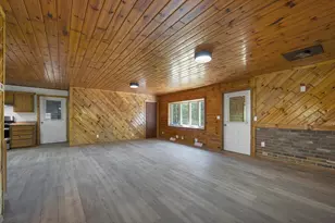 W11252 Pallock Ln, Crivitz, WI 54114 - Photo 18