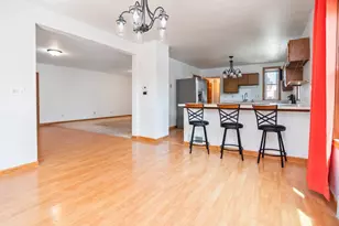 124 S Custer St, Brillion, WI 54110 - Photo 8