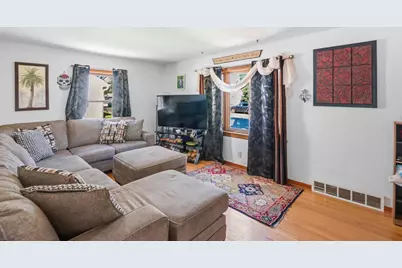 1342 Garland Street, Green Bay, WI 54301 - Photo 4