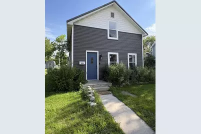306 2nd Street, Oconto, WI 54153 - Photo 1