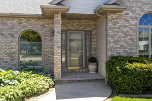 W5875 Sweet Clover Dr, Appleton, WI 54915 - Photo 2