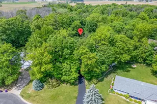 1825 Pine Tree Ct, Luxemburg, WI 54217 - Photo 44