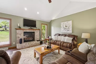 1735 Orange Blossom Drive, Green Bay, WI 54313 - Photo 2