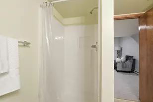 1735 Orange Blossom Dr, Green Bay, WI 54313 - Photo 24