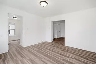 406 W Spring St, New London, WI 54961 - Photo 6