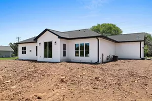 5728 W Spencer St, Appleton, WI 54914 - Photo 8