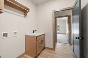 5728 W Spencer St, Appleton, WI 54914 - Photo 38