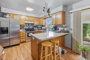 836 Meadowbrook Ln, Fond du Lac, WI 54935 - Photo 6