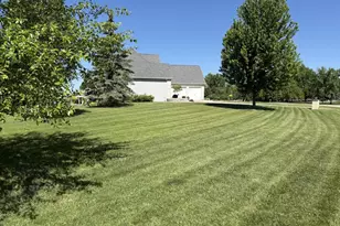 4447 Harbor Village Dr, Omro, WI 54963 - Photo 6