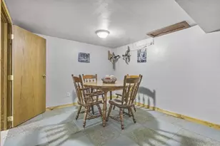 1731 Oakridge Ct, Menasha, WI 54952 - Photo 30