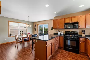 455 S Country Ln, Fond du Lac, WI 54935 - Photo 10