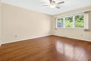 238 Lake Pointe Dr, Oshkosh, WI 54904 - Photo 30