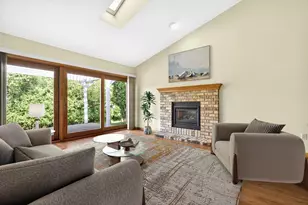 238 Lake Pointe Dr, Oshkosh, WI 54904 - Photo 16