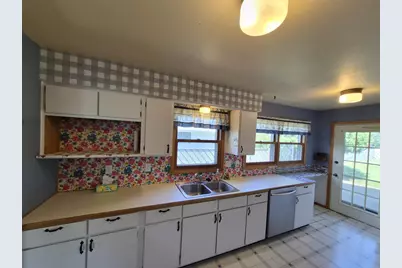 1456 W 4th Avenue, Oshkosh, WI 54902 - Photo 24