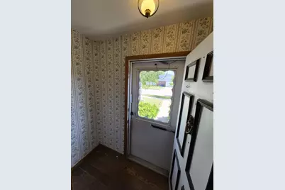 1456 W 4th Avenue, Oshkosh, WI 54902 - Photo 34