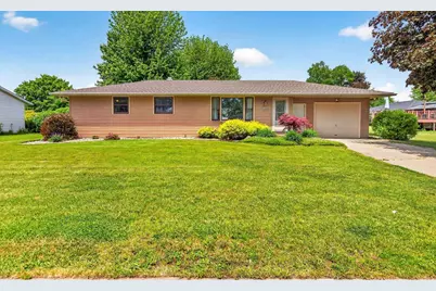 W1940 Vans Court, Kaukauna, WI 54130 - Photo 2