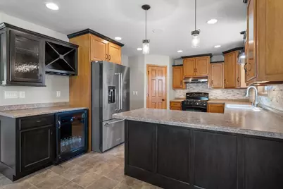 3336 Star Creek Court, Green Bay, WI 54311 - Photo 8