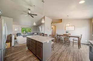 1941 Bear Paw Trail, Kaukauna, WI 54130 - Photo 12