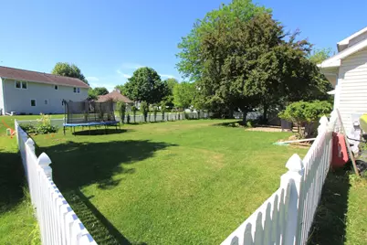 2933 Sunray Lane, Green Bay, WI 54313 - Photo 26