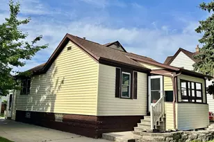 240 Rose Ave, Fond du Lac, WI 54935 - Photo 2