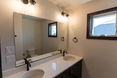 W5896 Edgewood Drive, Menasha, WI 54952 - Photo 20