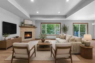 2731 Crestwood Springs Ct, Green Bay, WI 54304 - Photo 6