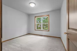 2731 Crestwood Springs Ct, Green Bay, WI 54304 - Photo 30