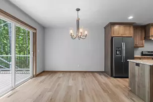 2731 Crestwood Springs Ct, Green Bay, WI 54304 - Photo 16