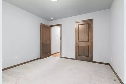 2731 Crestwood Springs Court, Green Bay, WI 54304 - Photo 30