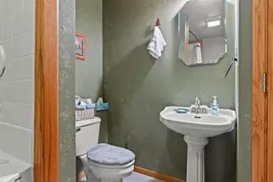 N2040 Majestic Pines Cir, Wautoma, WI 54982 - Photo 34