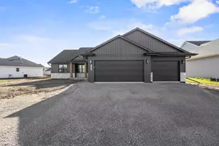 1399 Crossroads Dr, De Pere, WI 54115 - Photo 2