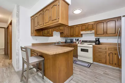 940 Babcock Street #97, Neenah, WI 54956 - Photo 8