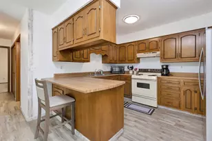 940 Babcock St, Neenah, WI 54956 - Photo 8