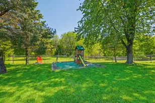 2430 Heather Rd, Green Bay, WI 54311 - Photo 30