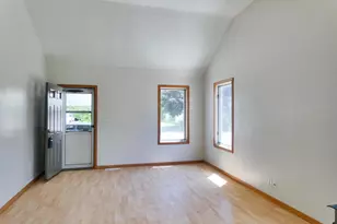 1224 Wirtz Ave, Green Bay, WI 54304 - Photo 12