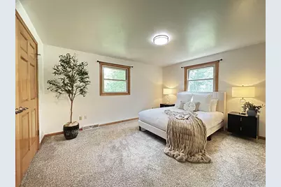 2762 Klee Street, Green Bay, WI 54313 - Photo 12
