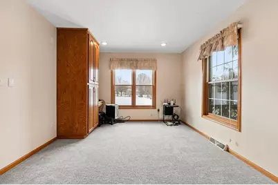 2640 Soman Court, Green Bay, WI 54311 - Photo 8