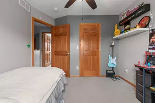 1204 Fairfax St, Oshkosh, WI 54904 - Photo 38
