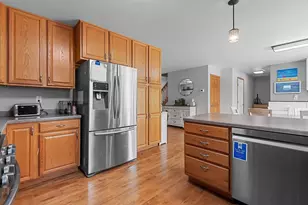 1204 Fairfax St, Oshkosh, WI 54904 - Photo 20