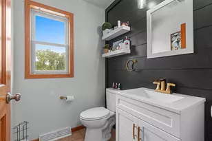 1204 Fairfax St, Oshkosh, WI 54904 - Photo 24