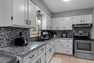 1147 Green Acres Ln, Neenah, WI 54956 - Photo 18