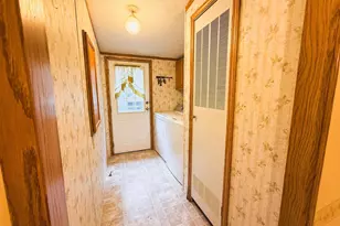 12323 Leo's Rd, Suring, WI 54174 - Photo 18