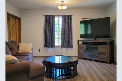 390 Water Street, Iola, WI 54945 - Photo 4