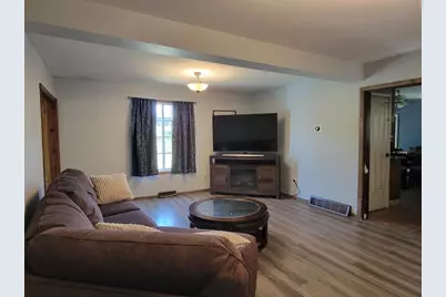 390 Water Street, Iola, WI 54945 - Photo 6