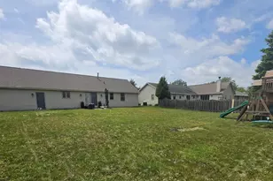 1264 Blue Ridge Dr, Green Bay, WI 54304 - Photo 8