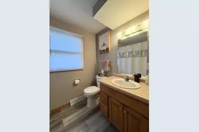1715 Edgehill Drive, Green Bay, WI 54304 - Photo 16