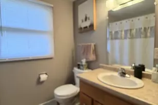 1715 Edgehill Dr, Green Bay, WI 54304 - Photo 16