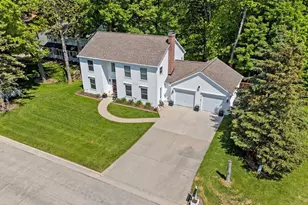 2595 Edgewood Ln, Green Bay, WI 54302 - Photo 42