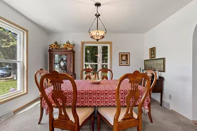 2595 Edgewood Lane, Green Bay, WI 54302 - Photo 10