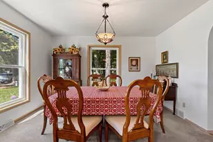 2595 Edgewood Ln, Green Bay, WI 54302 - Photo 10